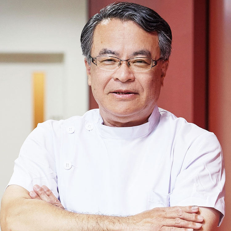 副院長 服部 敏